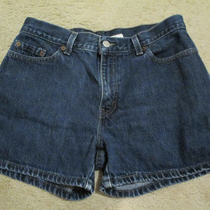 Women's Levi's Denim Jean Shorts Size 10 petite